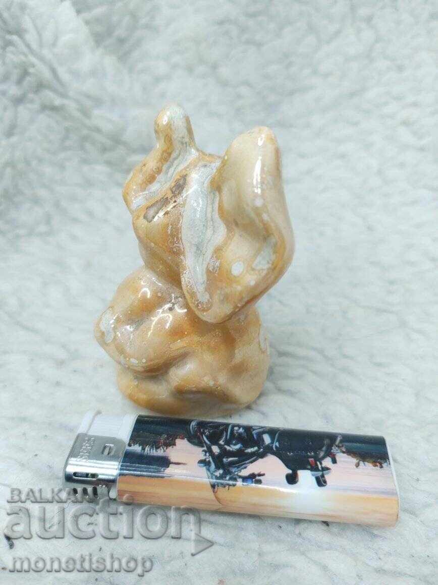 Statueta de porțelan a unui elefant dansator, lucrat cu cap cu preț 10.00 BGN | € 5.11 Statueta de porțelan a unui elefant dansator, lucrat cu cap cu preț 10.00 BGN | € 5.11