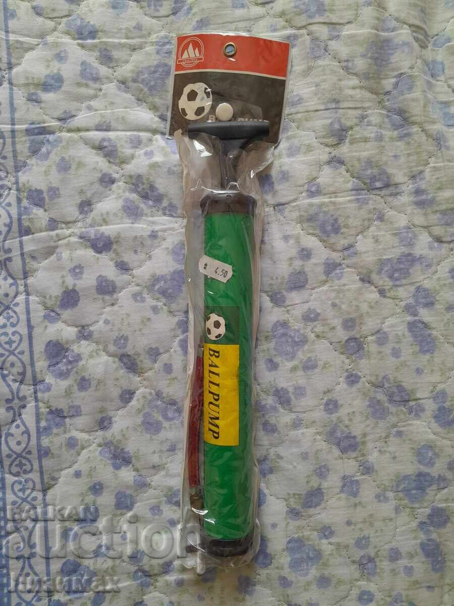 hand ball pump, wheel - 30 cm with price 8.00 BGN | € 4.09 hand ball pump, wheel - 30 cm with price 8.00 BGN | € 4.09