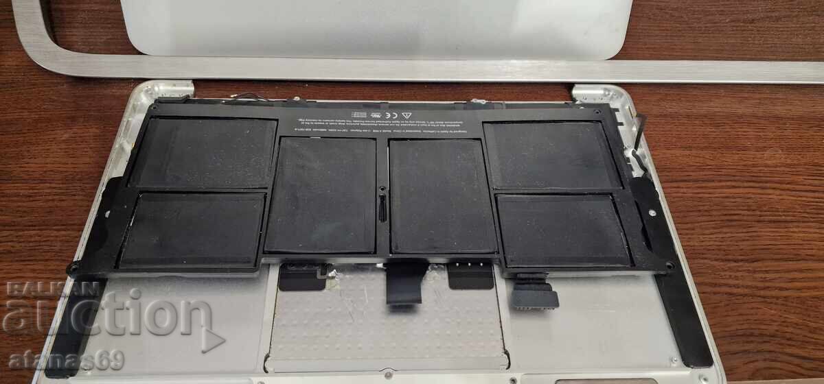 Delivery of Screen, keyboard, battery for MacBook Air - scrap electronics #101