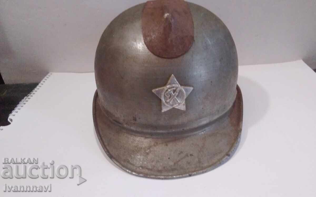 Delivery of Old fireman's helmet Delivery of Old fireman's helmet