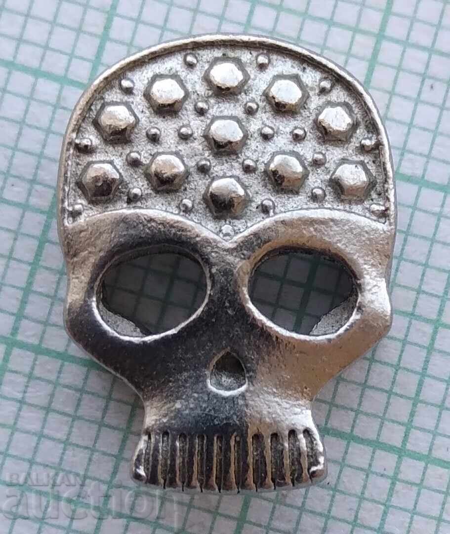 17958 Skull 17958 Skull