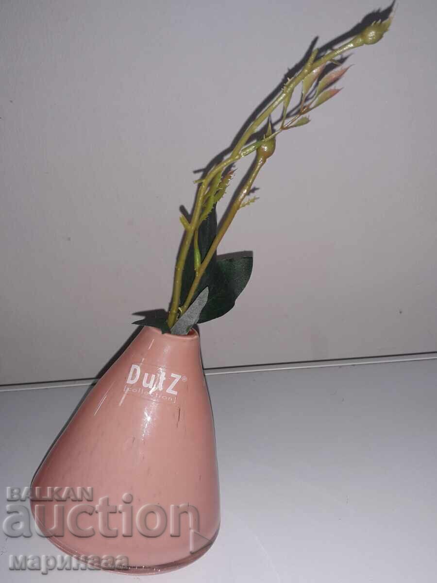 ART DESIGN. VASE-SHAWK. GLASS ART DESIGN. VASE-SHAWK. GLASS