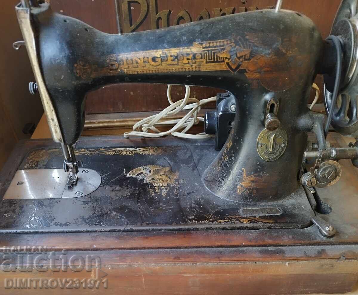 Singer sewing machine, 1904.