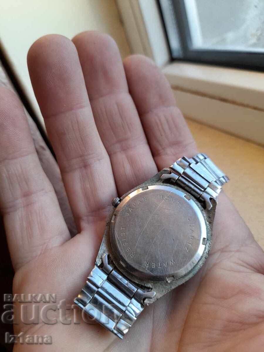 Delivery of Seiko 5 Quartz watch Delivery of Seiko 5 Quartz watch