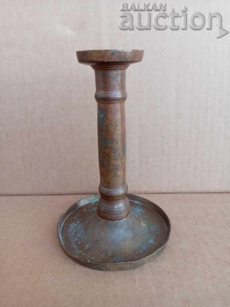 antique Renaissance candlestick lamp with price 31.00 BGN | € 15.85 antique Renaissance candlestick lamp with price 31.00 BGN | € 15.85