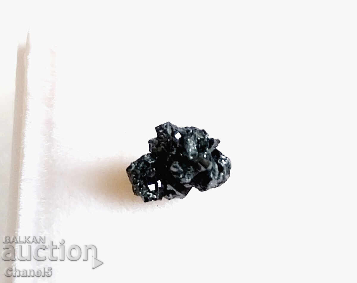 NATURAL RAW BLACK DIAMOND - 1.00 ct (693) with price 28.00 BGN | € 14.32 NATURAL RAW BLACK DIAMOND - 1.00 ct (693) with price 28.00 BGN | € 14.32