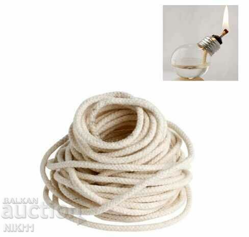 Cotton wick for candles and gas lamps 4 mm - 5 m. Cotton wick for candles and gas lamps 4 mm - 5 m.