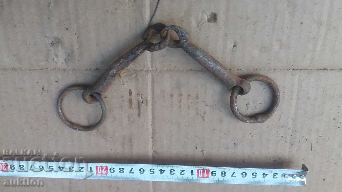 OLD FORGED HORSE AMMUNITION GEMS - 6 OLD FORGED HORSE AMMUNITION GEMS - 6