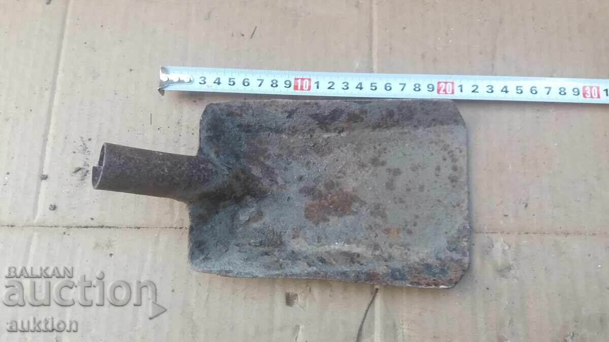 Auction OLD SOLID METAL STOVE SHOVEL - SOC. Auction OLD SOLID METAL STOVE SHOVEL - SOC.