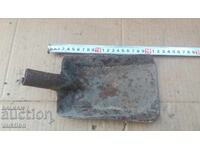 OLD SOLID METAL STOVE SHOVEL - SOC.