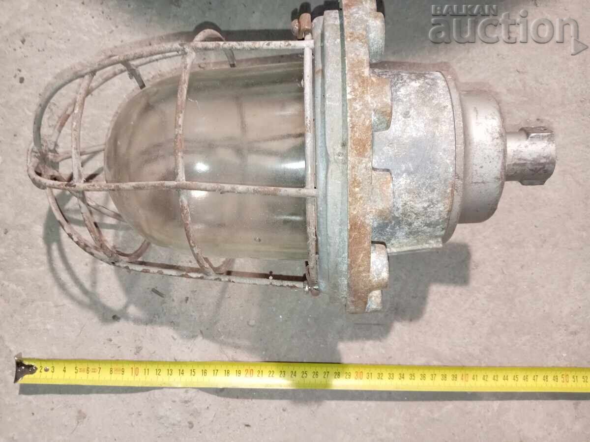 Auction industrial explosion-proof lamp retro EXPLOSION-PROOF Auction industrial explosion-proof lamp retro EXPLOSION-PROOF