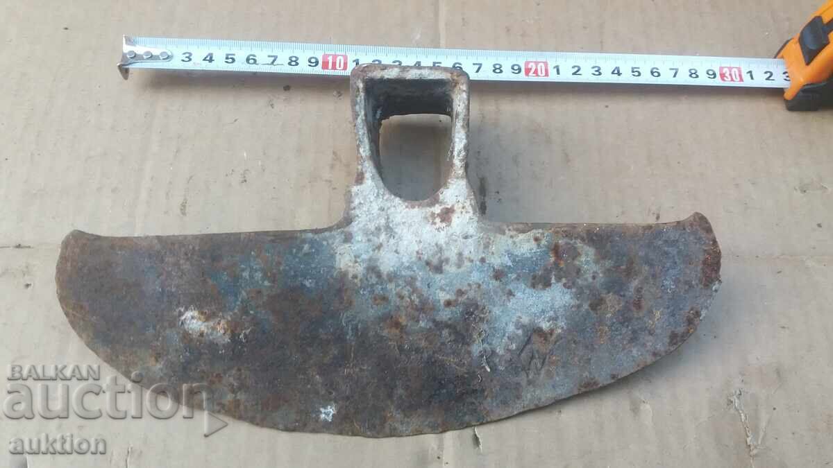 Аукцион МАСИВНА СОЦ. МОТКА, КОПАЧКА