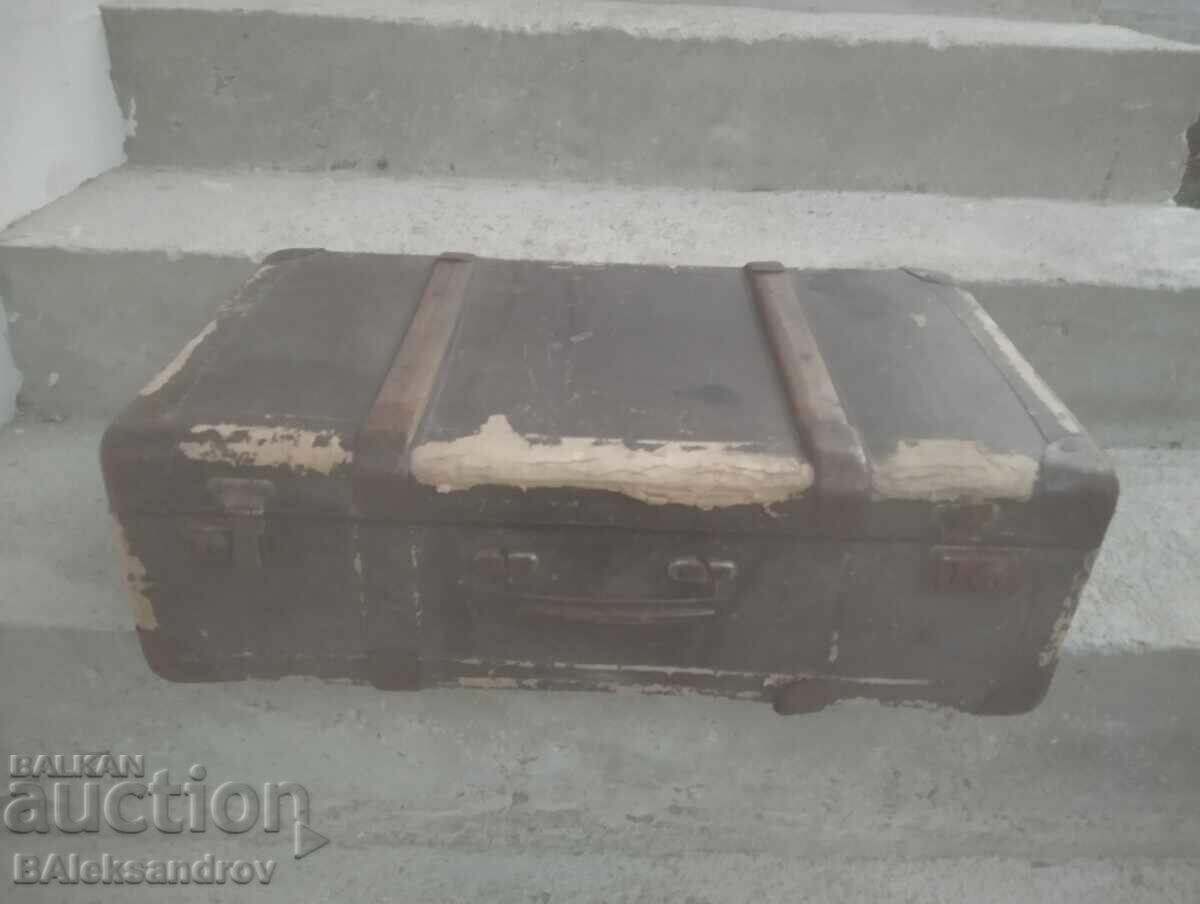 Old suitcase, dirty Old suitcase, dirty