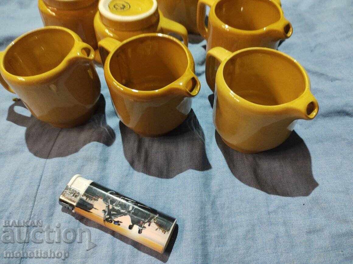 9 τεμ. κανάτες γάλακτος με τιμή 40.00 BGN | € 20.45 9 τεμ. κανάτες γάλακτος με τιμή 40.00 BGN | € 20.45