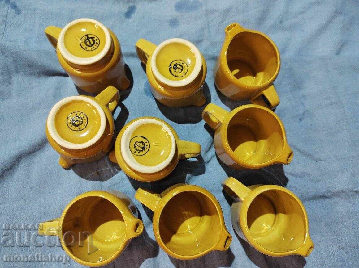 Παράδοση 9 τεμ. κανάτες γάλακτος Παράδοση 9 τεμ. κανάτες γάλακτος