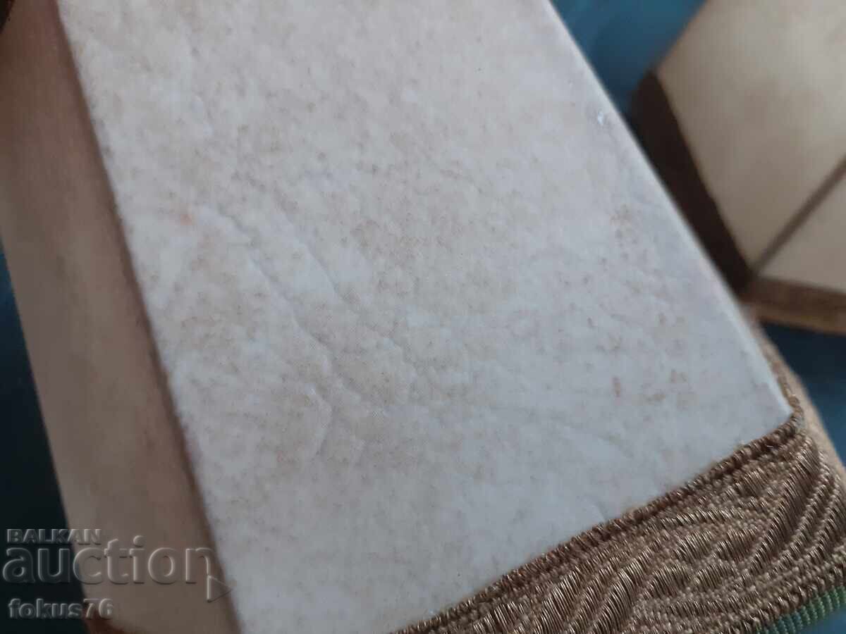 Delivery of Old genuine leather ceiling lamps, lampshade, chandelier Delivery of Old genuine leather ceiling lamps, lampshade, chandelier