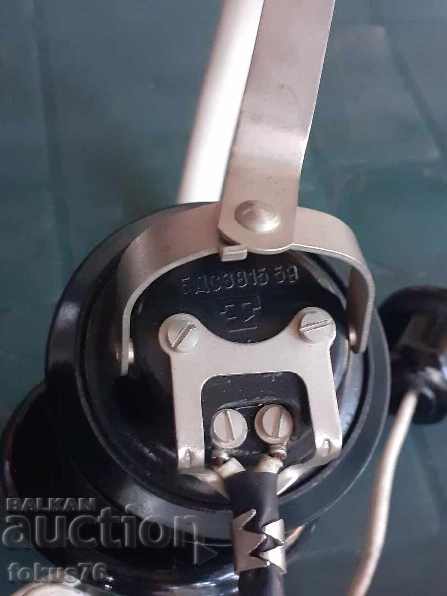 Licitație Căști vechi din bachelit bulgăresc Licitație Căști vechi din bachelit bulgăresc