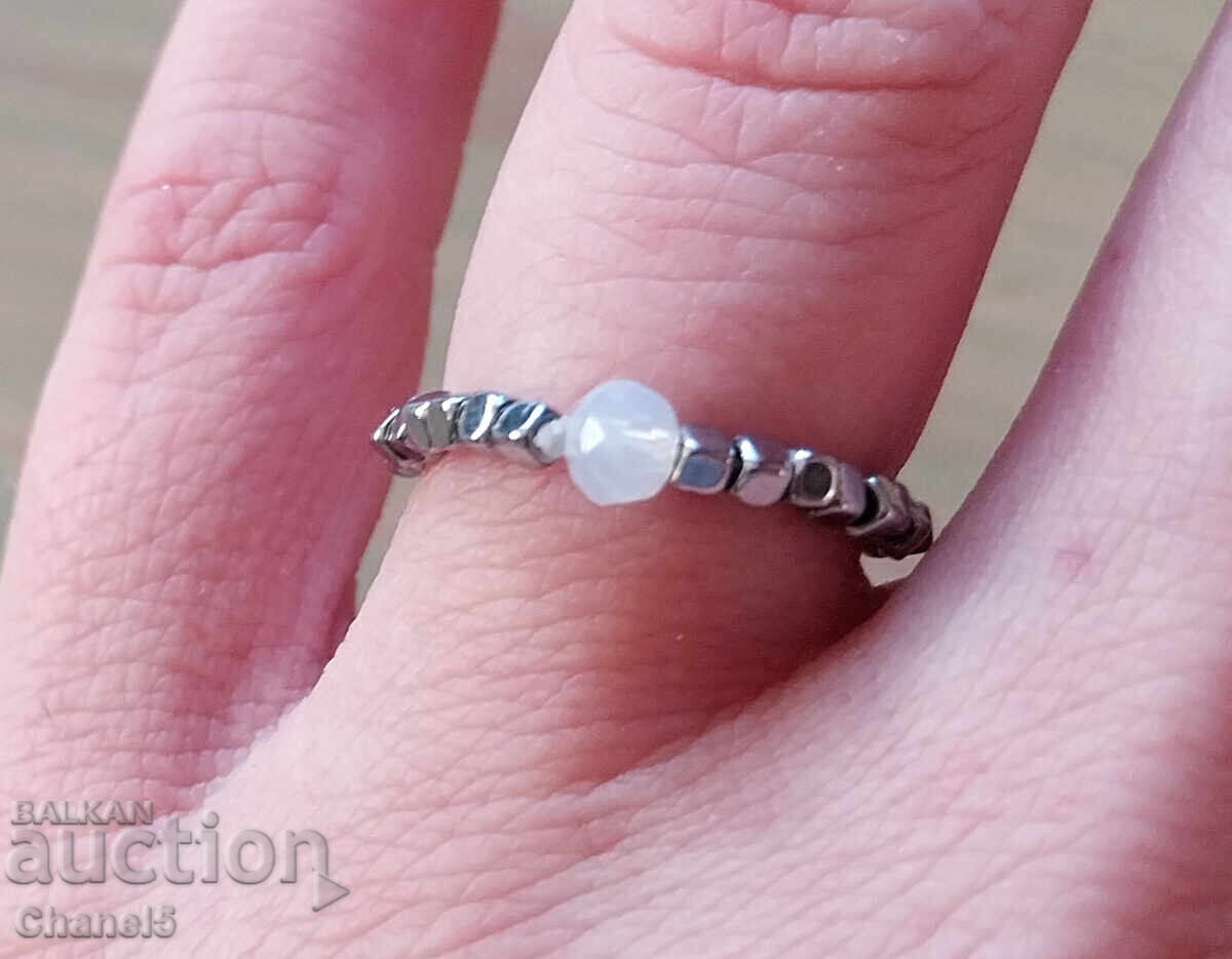 GENTLE RING WITH MOONSTONE AND STEEL (952) - 5 GENTLE RING WITH MOONSTONE AND STEEL (952) - 5