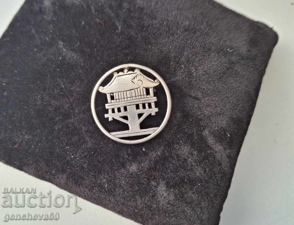 Rare old badge, brooch Vietnam silver, markings Rare old badge, brooch Vietnam silver, markings