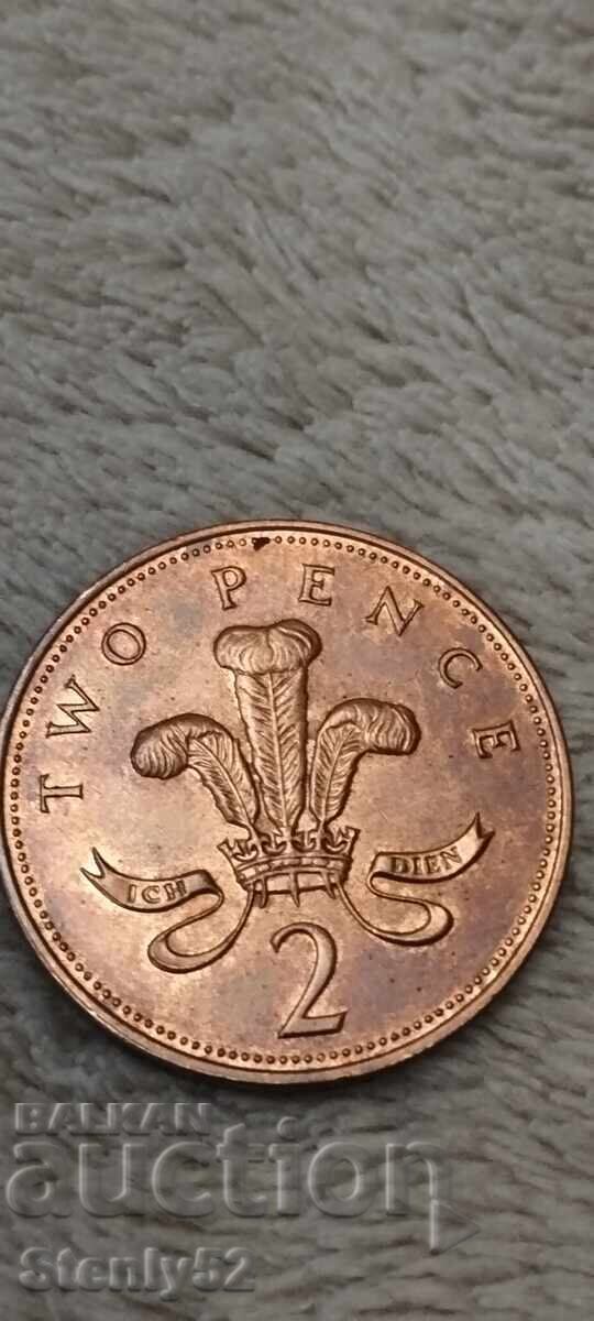 Auction 2 pence with the face of Elizabeth II from 1997, 2000 Auction 2 pence with the face of Elizabeth II from 1997, 2000