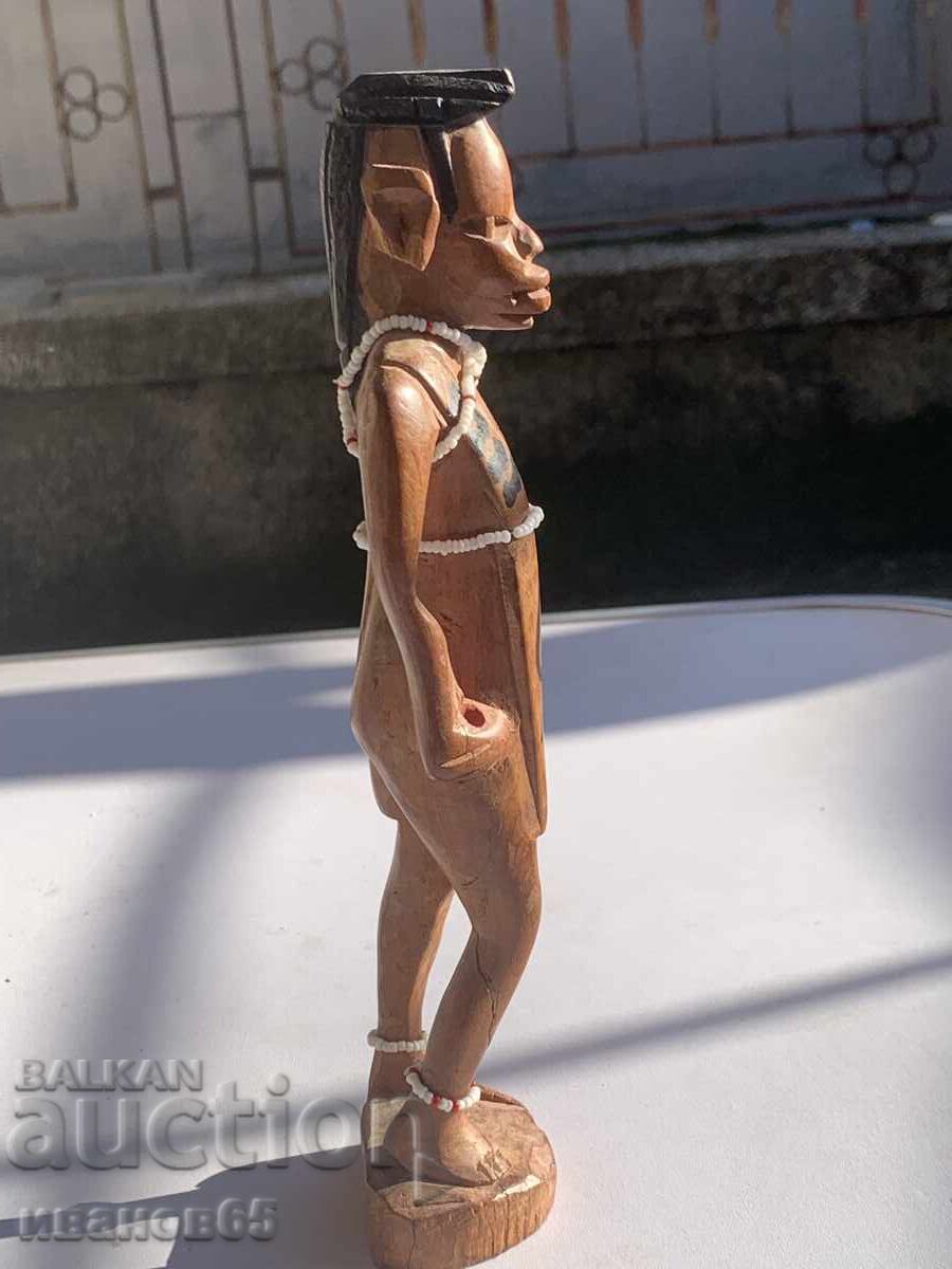 Delivery of wooden figure Delivery of wooden figure