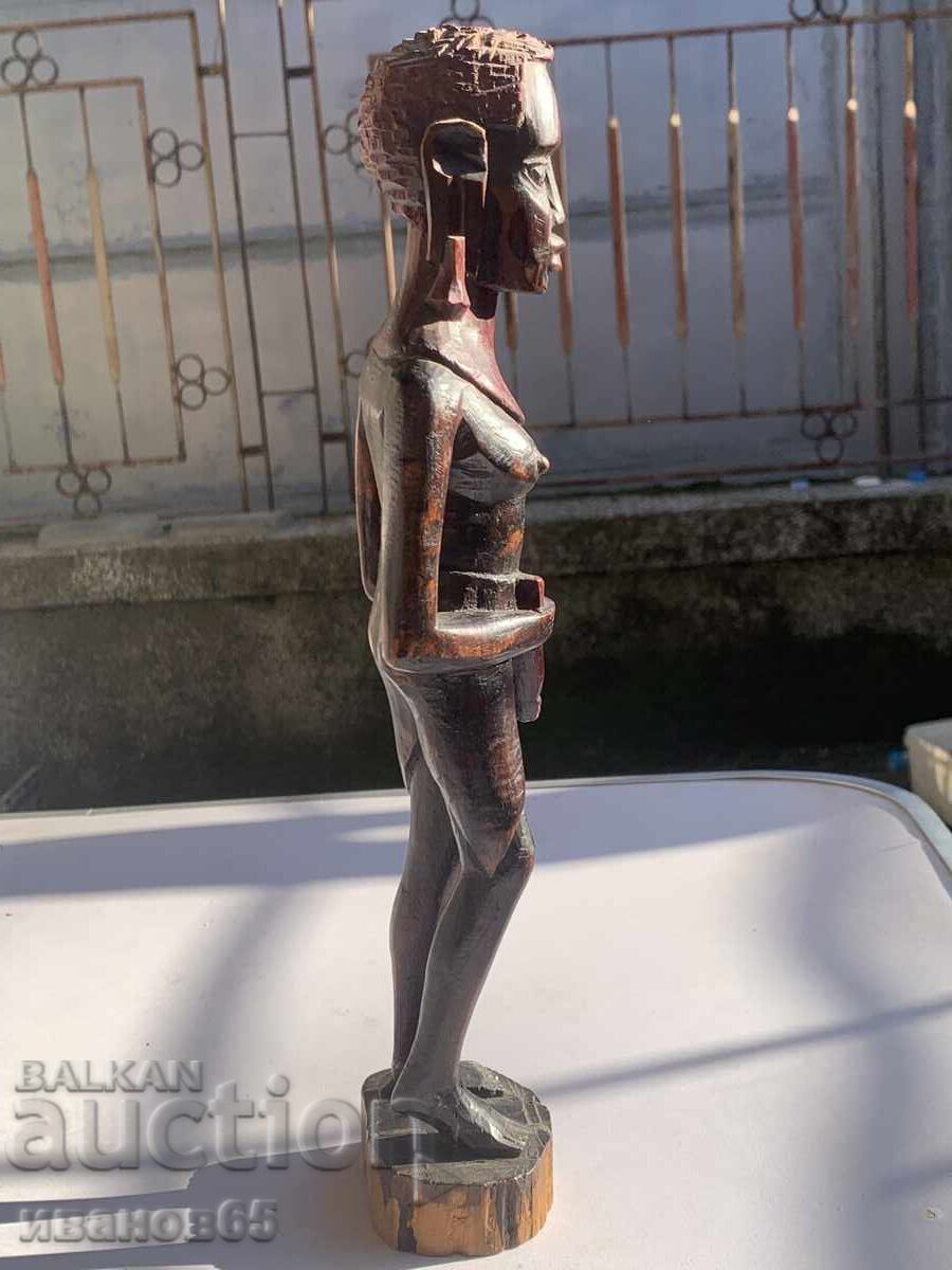 Delivery of wooden figure Delivery of wooden figure