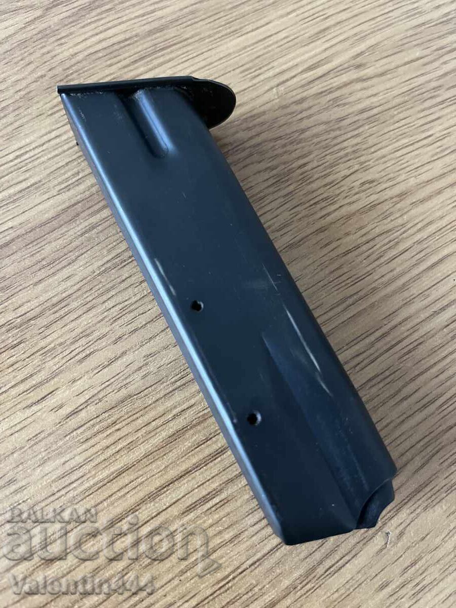 Magazine for pistol "ChZ - 85", cal. 9x19mm - 6 Magazine for pistol "ChZ - 85", cal. 9x19mm - 6