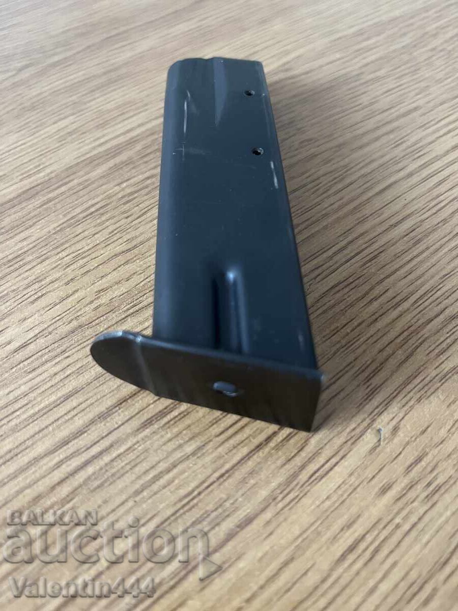 Magazine for pistol "ChZ - 85", cal. 9x19mm - 7 Magazine for pistol "ChZ - 85", cal. 9x19mm - 7