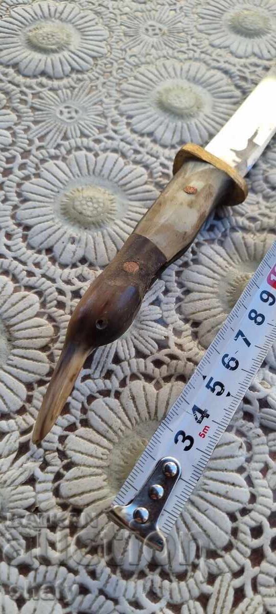 Auction  An old knife