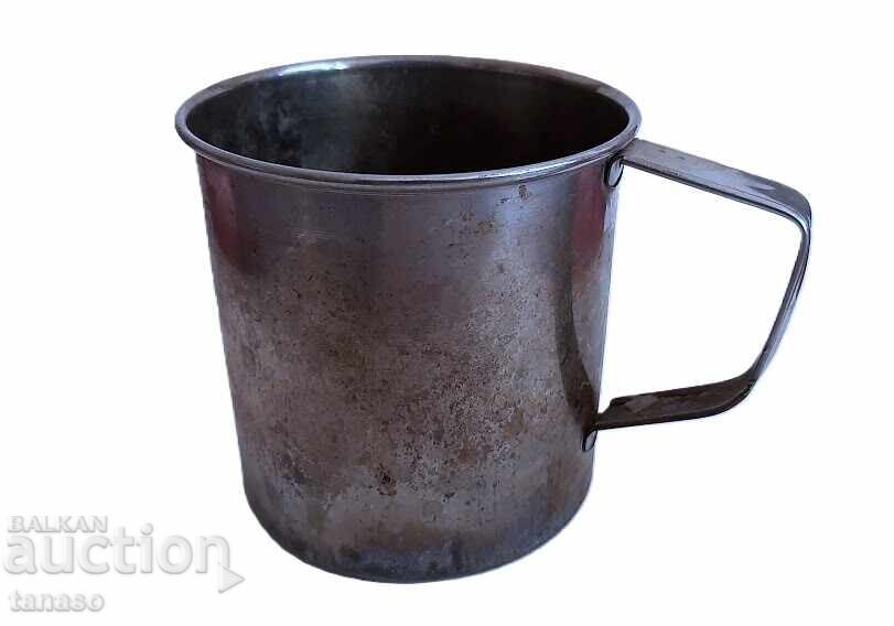 Old alpaca pot Old alpaca pot