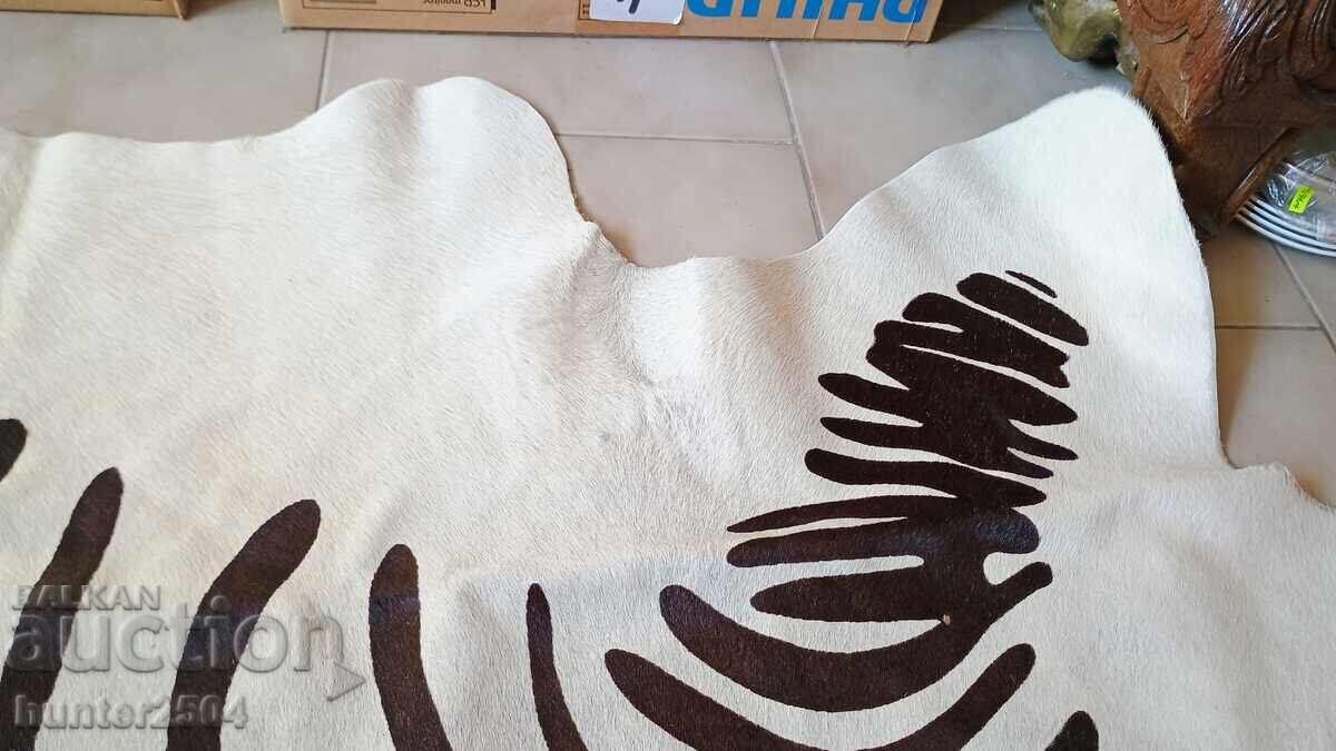 Παράδοση Δέρμα-Αφρικής, για τοίχο ή δάπεδο Παράδοση Δέρμα-Αφρικής, για τοίχο ή δάπεδο