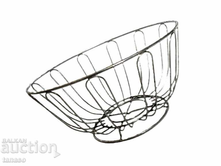 Old wire fruit basket - 6 Old wire fruit basket - 6