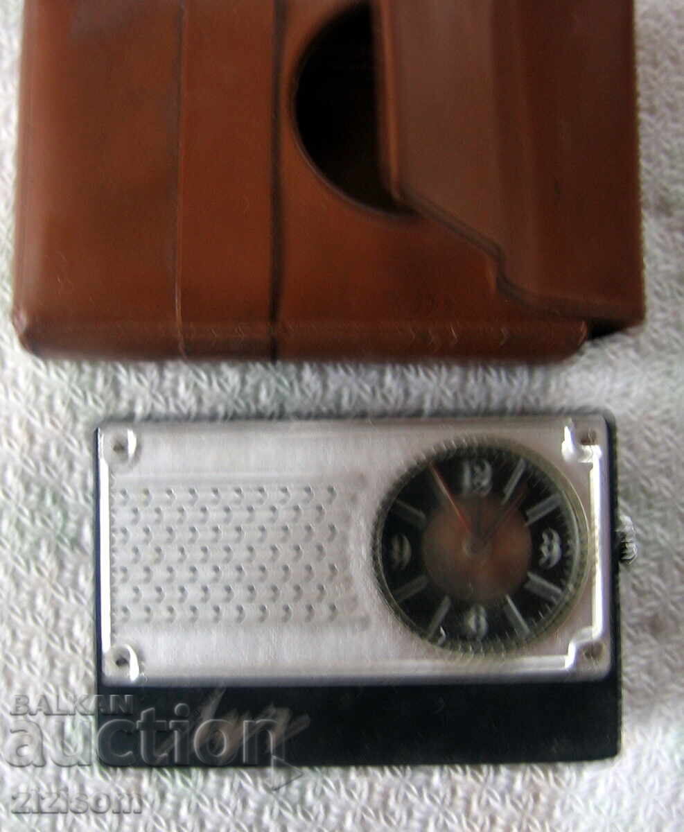 TOURIST WATCH LUCH USSR with price 29.99 BGN | € 15.33 TOURIST WATCH LUCH USSR with price 29.99 BGN | € 15.33