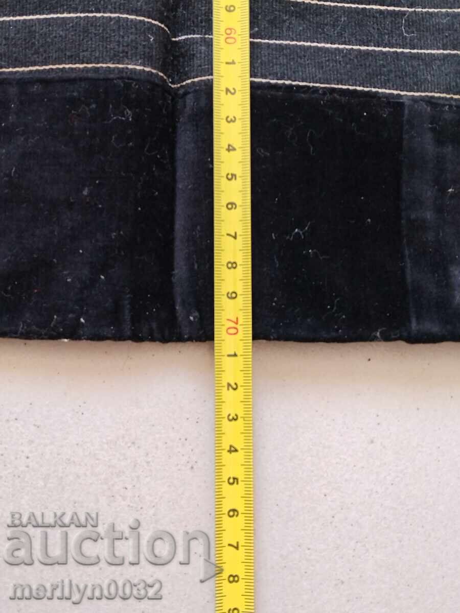 Παράδοση Παλιά υφαντή, κεντητή και κεντητή ποδιά, φορεσιά, σουκμάν Παράδοση Παλιά υφαντή, κεντητή και κεντητή ποδιά, φορεσιά, σουκμάν