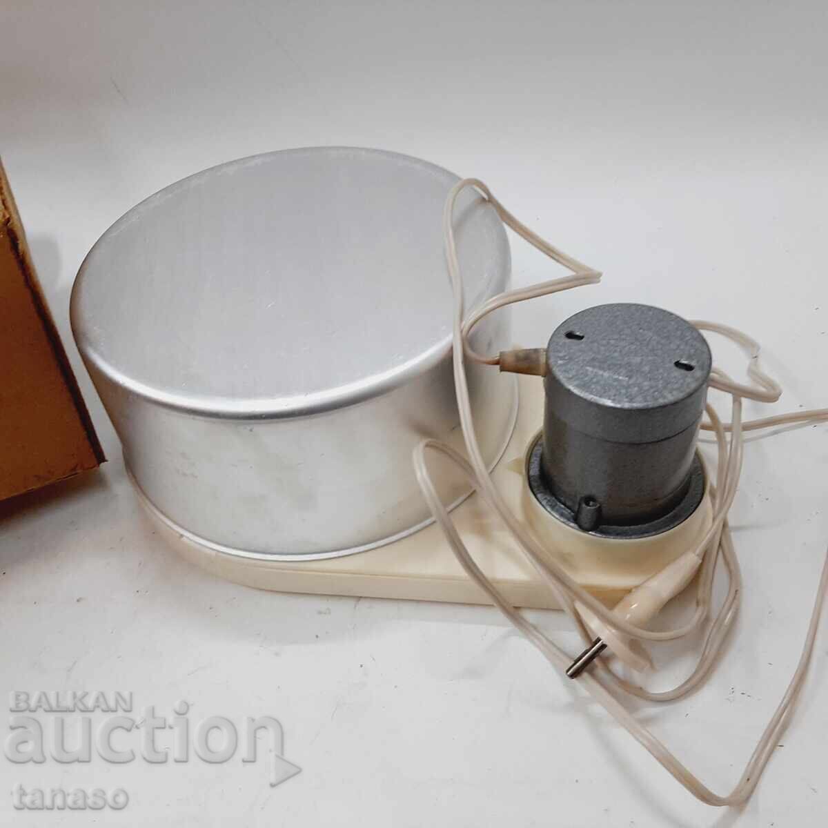 Auction  Old Soviet ice cream machine Electric freezer (9.4)