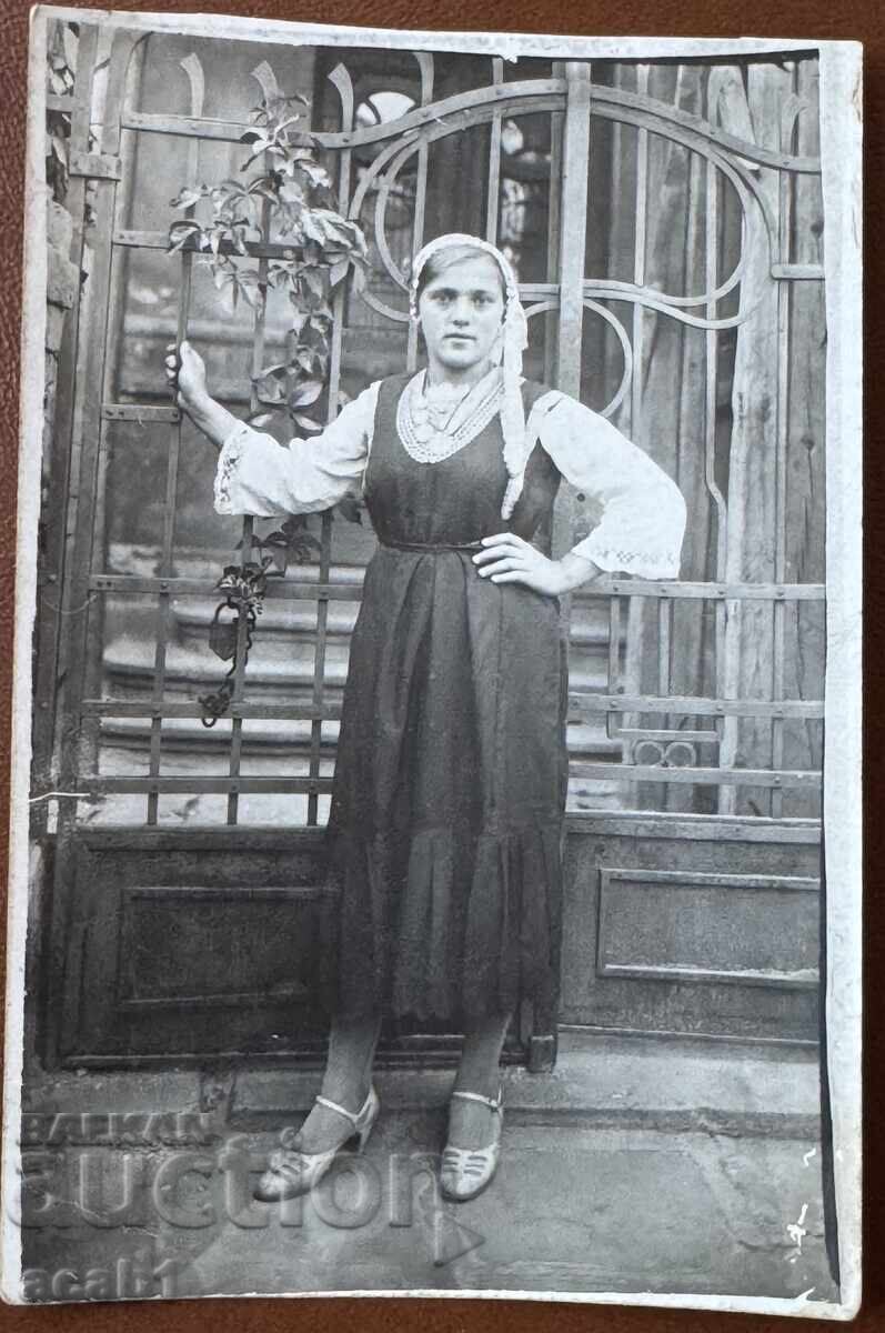 fata Sofia Sofianka cu preț 21.99 BGN | € 11.24 fata Sofia Sofianka cu preț 21.99 BGN | € 11.24