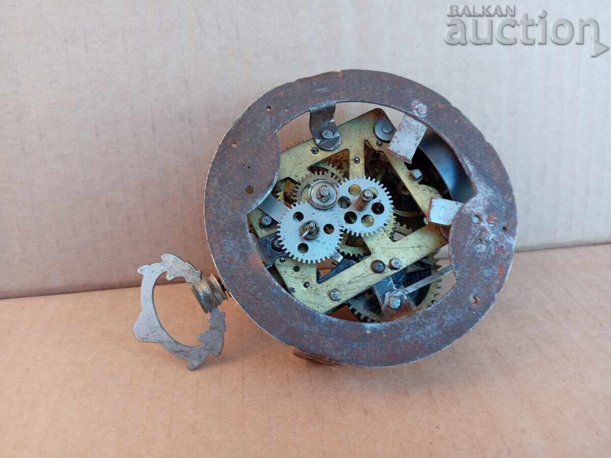 Mașină de epocă cu ceas cu alarmă fabricată în SUA Mașină de epocă cu ceas cu alarmă fabricată în SUA