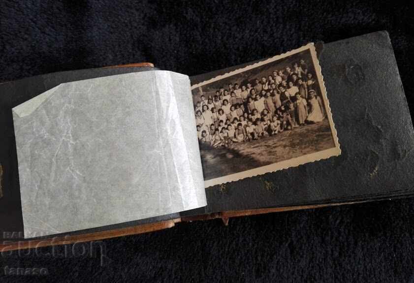 Παλιό μικρό φωτογραφικό άλμπουμ Βουλγαρία με τιμή 15.00 BGN | € 7.67 Παλιό μικρό φωτογραφικό άλμπουμ Βουλγαρία με τιμή 15.00 BGN | € 7.67