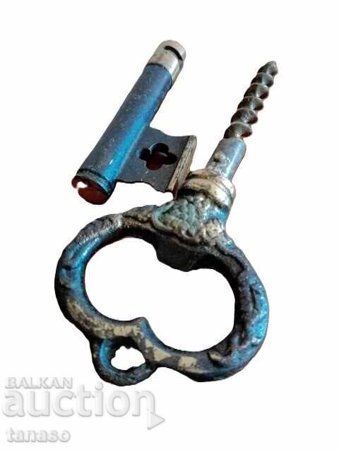 Old brass corkscrew - key(9.3) - 5 Old brass corkscrew - key(9.3) - 5