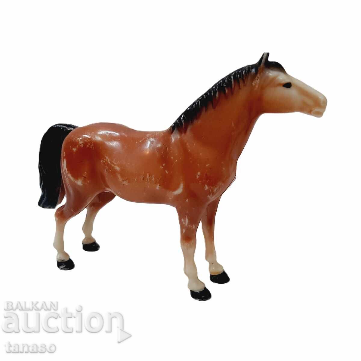 Auction Horse figurine, plastic (9.5) Auction Horse figurine, plastic (9.5)
