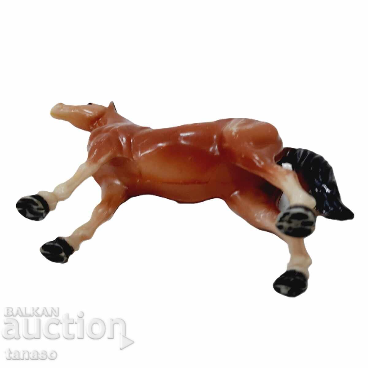 Horse figurine, plastic (9.5) - 6 Horse figurine, plastic (9.5) - 6