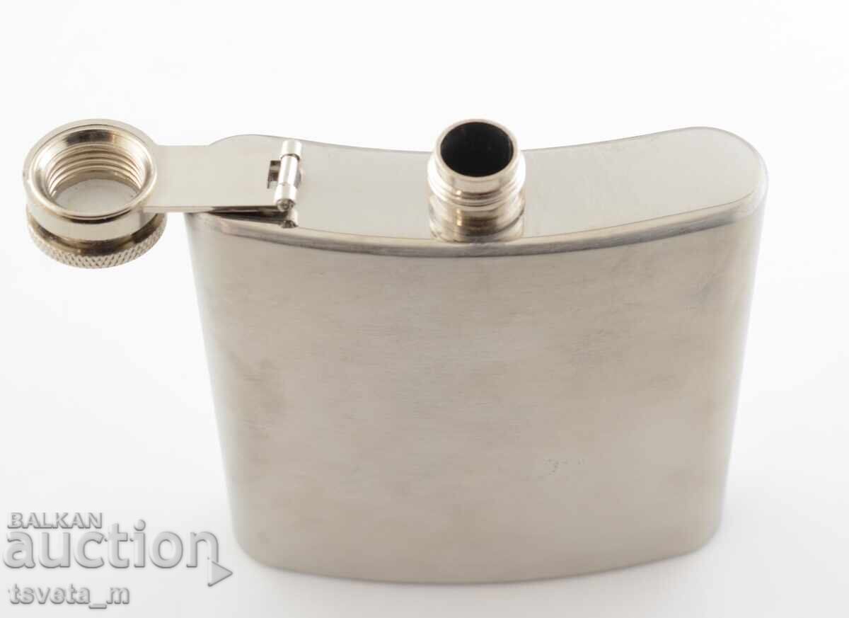 Delivery of Metal alcohol bottle 7oz / 270 ml Delivery of Metal alcohol bottle 7oz / 270 ml