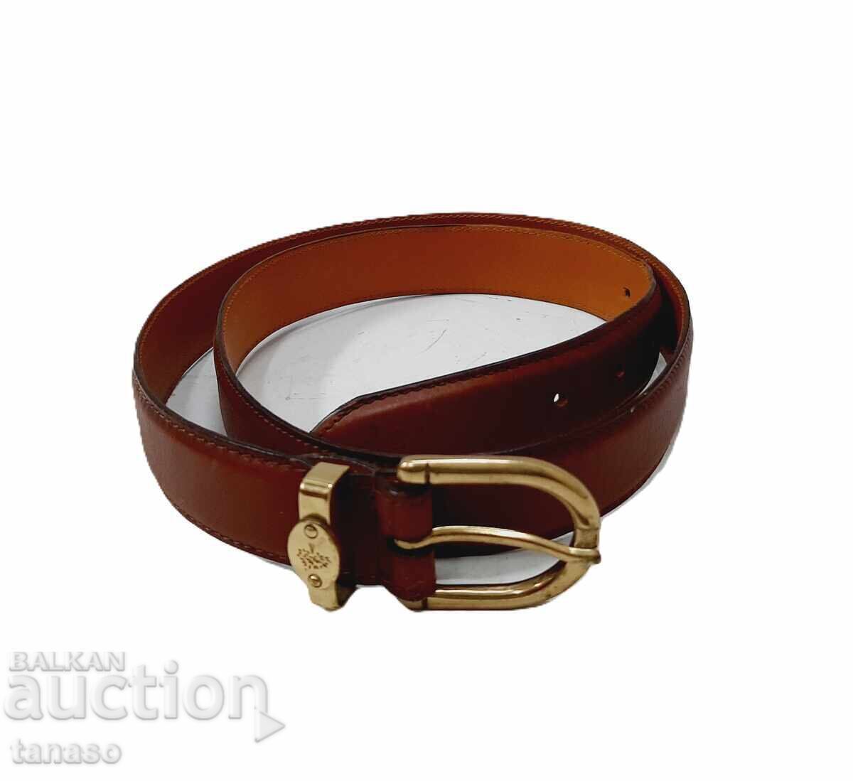 Leather belt(15.3)