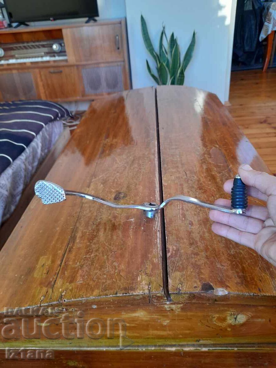 Παλιός μοχλός ταχυτήτων για μοτοσυκλέτα, μοτοσυκλέτα με τιμή 42.00 BGN | € 21.47 Παλιός μοχλός ταχυτήτων για μοτοσυκλέτα, μοτοσυκλέτα με τιμή 42.00 BGN | € 21.47