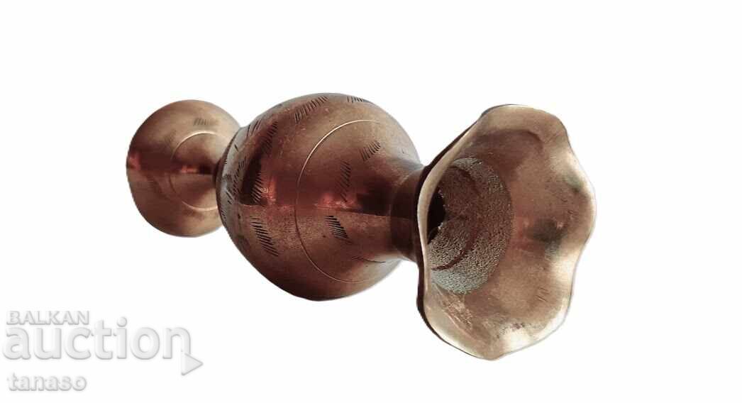 Auction Old engraved Arabic brass vase Auction Old engraved Arabic brass vase