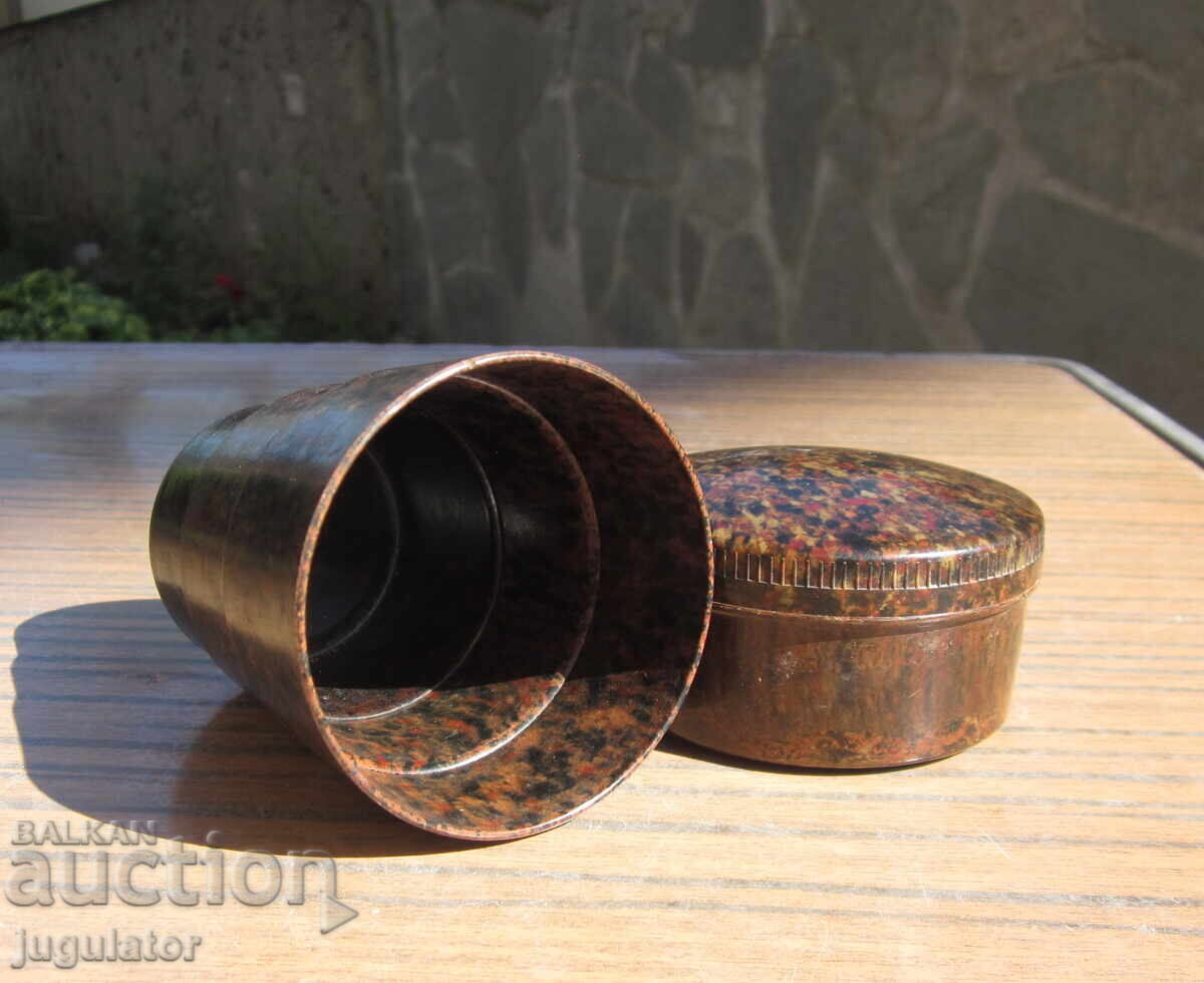 Auction old bakelite folding cup cup in a bakelite box Auction old bakelite folding cup cup in a bakelite box