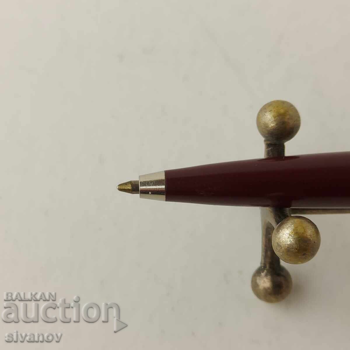 Old ballpoint pen KOH-INOOR 5850 Czechoslovakia #5774 with price 14.99 BGN | € 7.66 Old ballpoint pen KOH-INOOR 5850 Czechoslovakia #5774 with price 14.99 BGN | € 7.66