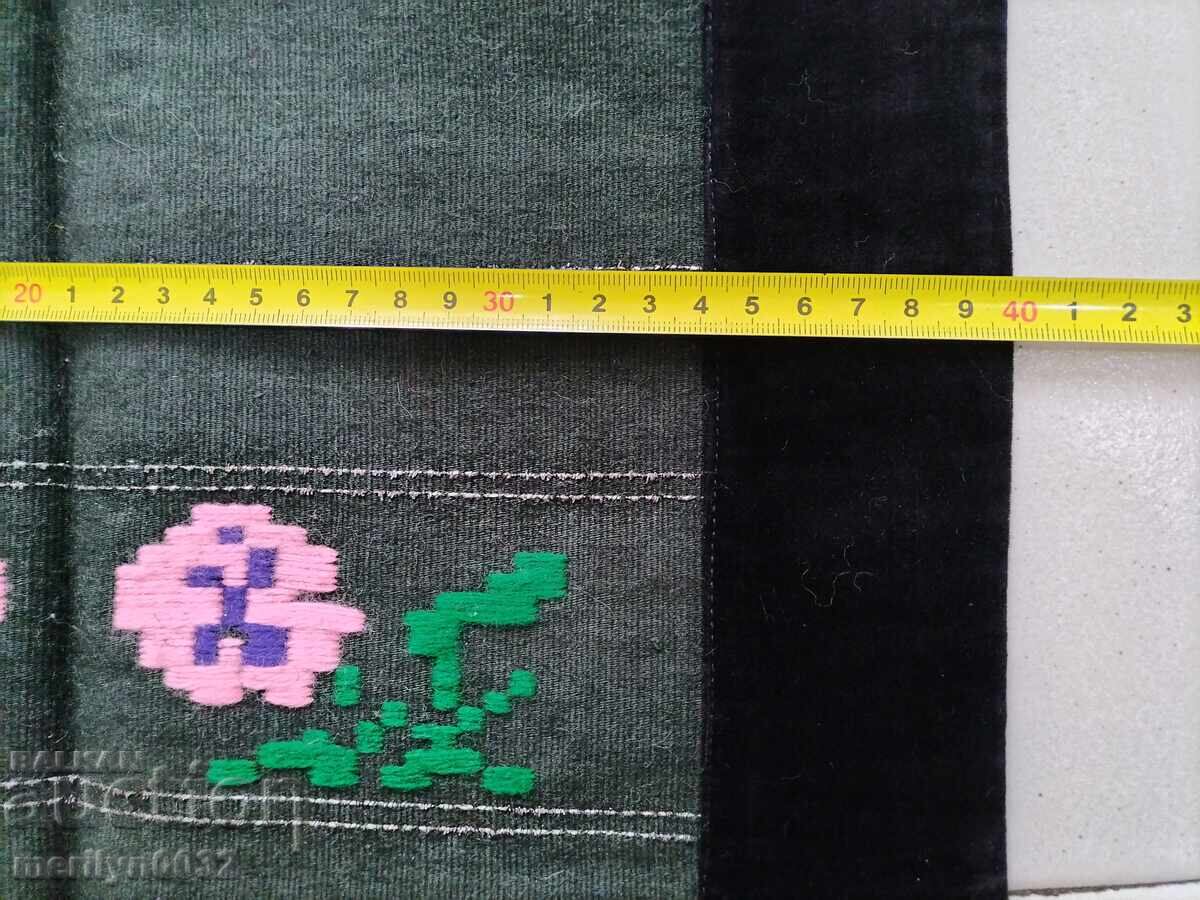 Delivery of Vintage handmade apron