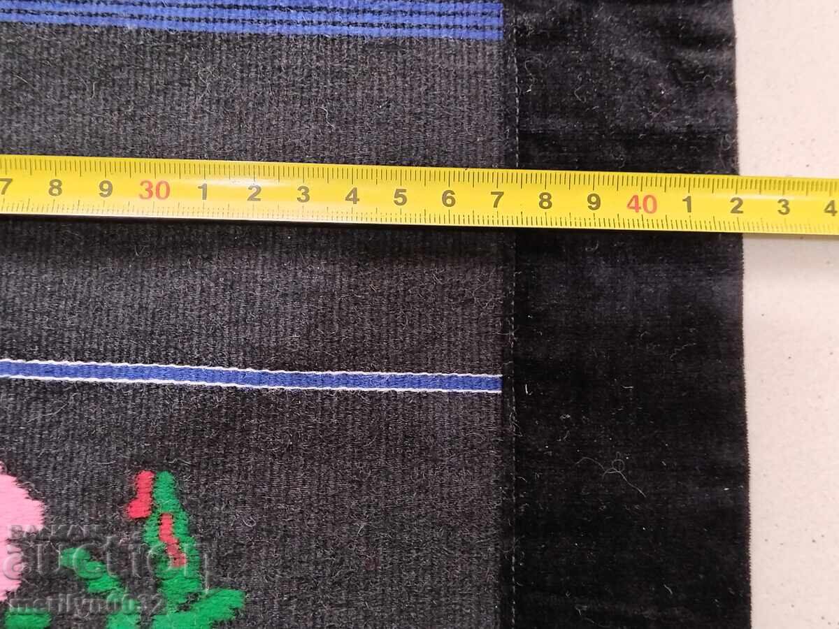 Delivery of Vintage handmade apron Delivery of Vintage handmade apron