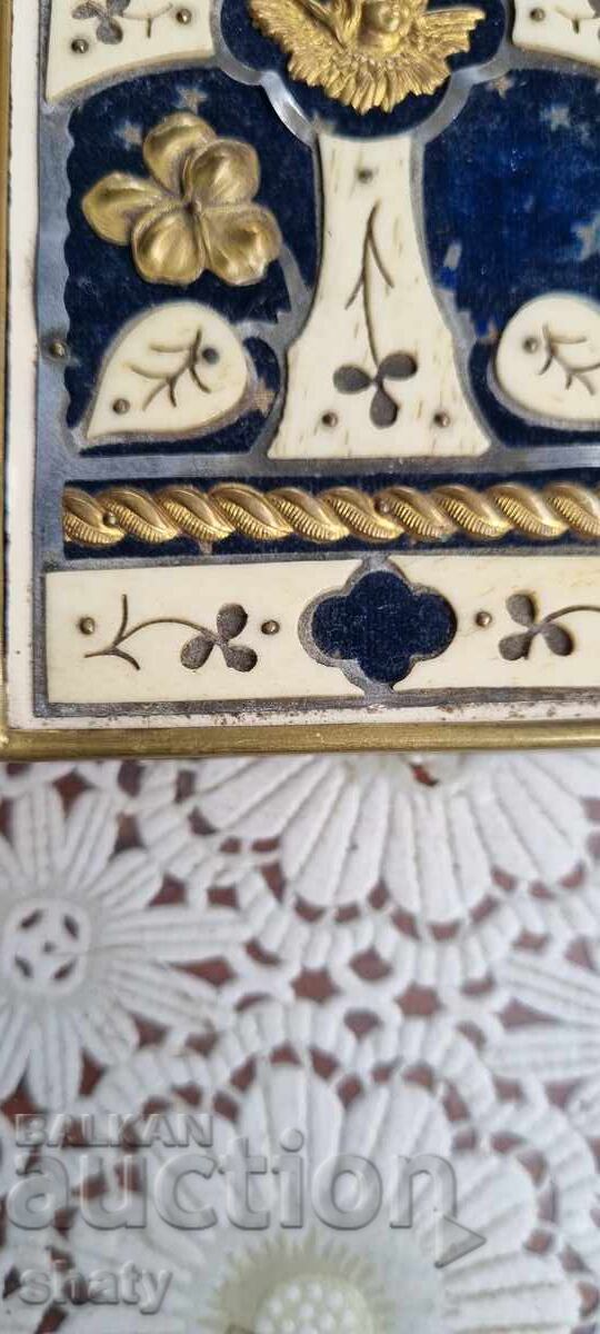 Auction Old bible.. Antique. Auction Old bible.. Antique.